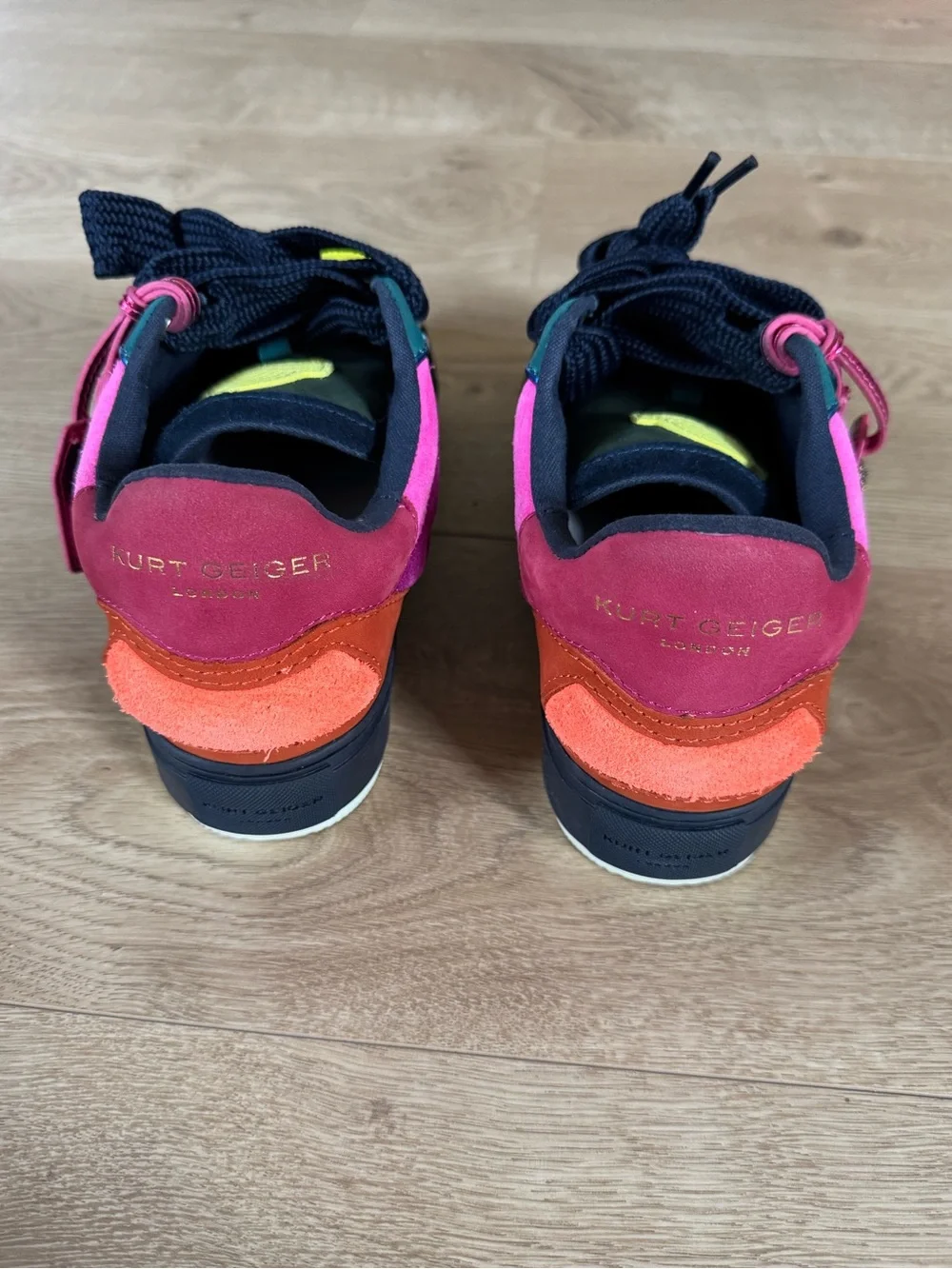 KURT GEIGER LONDON SOUTHBANK TAG SNEAKER